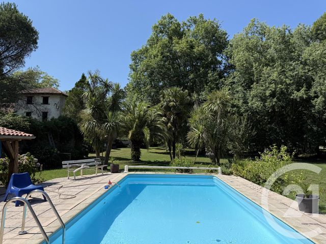 Afficher la photo en grand Maison à vendre - 20 pièces - 660 m2 - Urt - 64 - AQUITAINE