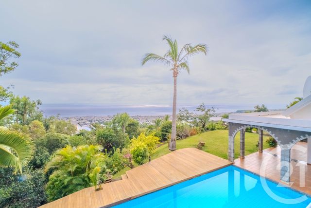 Maison à vendre - 15 pièces - 478,41 m2 - St Denis - 974 - REUNION