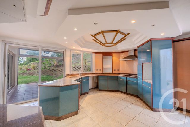 Maison à vendre - 15 pièces - 478,41 m2 - St Denis - 974 - REUNION