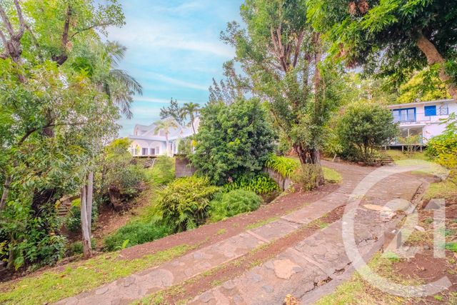 Maison à vendre - 15 pièces - 478,41 m2 - St Denis - 974 - REUNION