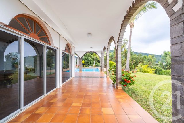 Maison à vendre - 15 pièces - 478,41 m2 - St Denis - 974 - REUNION