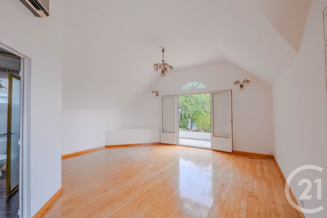 Maison à vendre - 15 pièces - 478,41 m2 - St Denis - 974 - REUNION