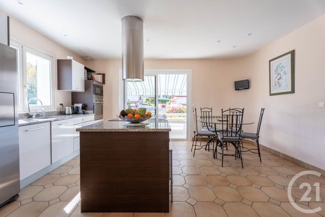 Maison &agrave; vendre - 5 pi&egrave;ces - 177 m2 - Mouguerre - 64 - AQUITAINE