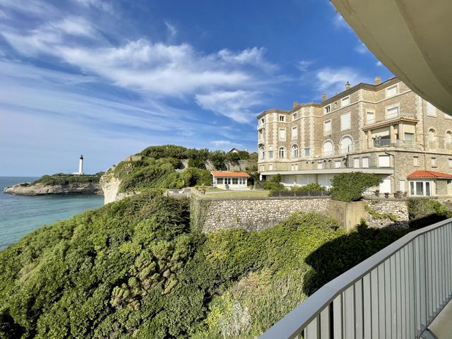 Afficher la photo en grand Appartement F4 à vendre - 4 pièces - 109,01 m2 - Biarritz - 64 - AQUITAINE