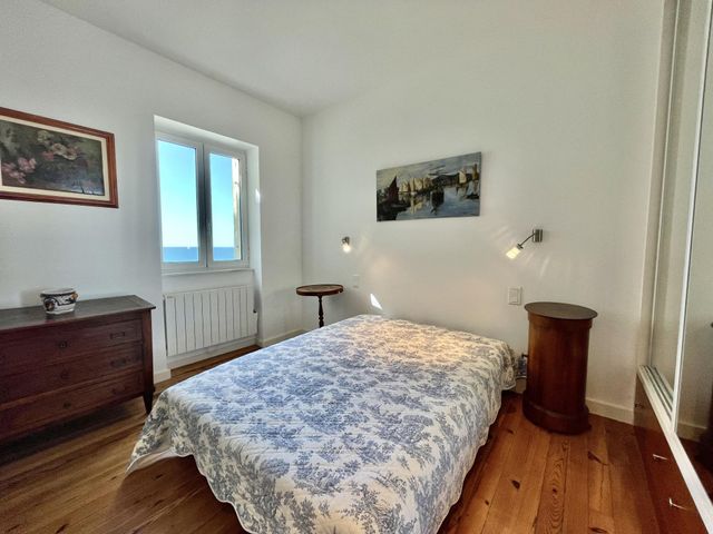 Afficher la photo en grand Appartement T3 à vendre - 3 pièces - 145,03 m2 - Biarritz - 64 - AQUITAINE