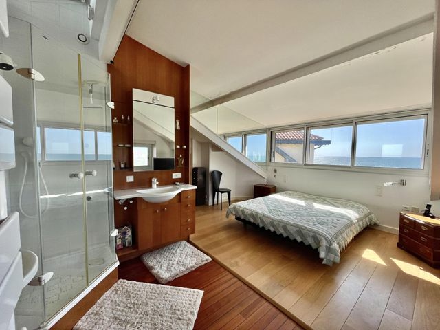 Afficher la photo en grand Appartement T3 à vendre - 3 pièces - 145,03 m2 - Biarritz - 64 - AQUITAINE