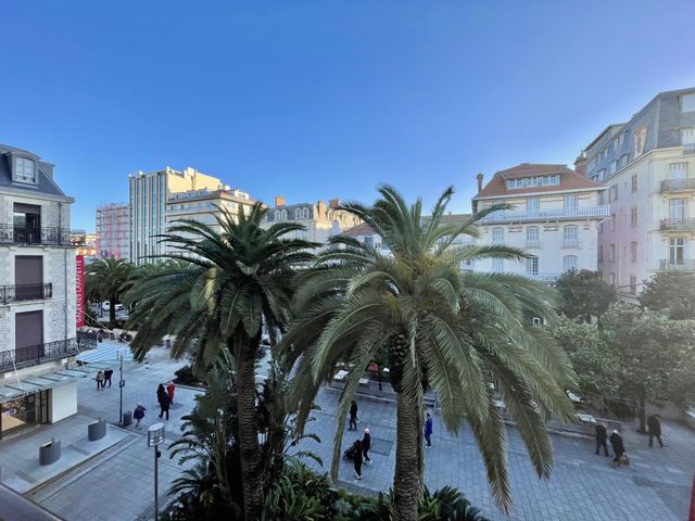 Afficher la photo en grand Appartement T3 à vendre - 3 pièces - 75,02 m2 - Biarritz - 64 - AQUITAINE