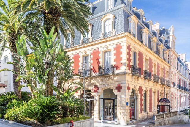 Afficher la photo en grand Appartement T3 à vendre - 3 pièces - 75,02 m2 - Biarritz - 64 - AQUITAINE