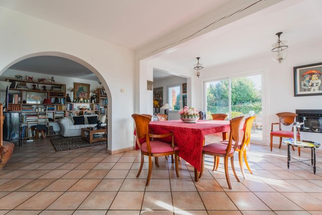 Maison &agrave; vendre - 8 pi&egrave;ces - 223,89 m2 - Bassussarry - 64 - AQUITAINE