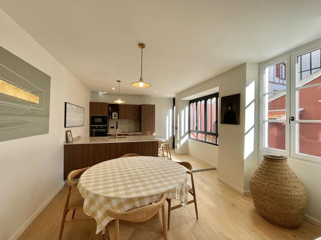 Maison à vendre - 5 pièces - 127 m2 - Biarritz - 64 - AQUITAINE