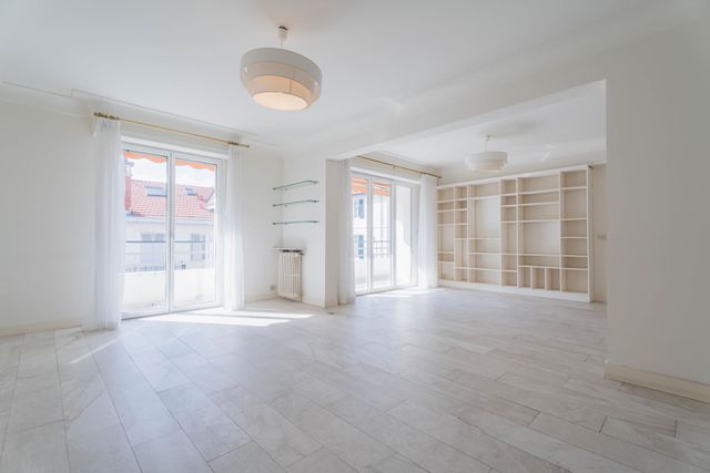 Afficher la photo en grand Appartement T4 à vendre - 4 pièces - 126,13 m2 - Biarritz - 64 - AQUITAINE