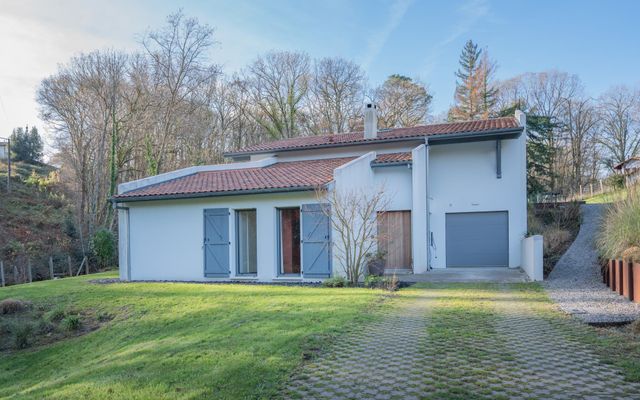 Maison &agrave; vendre - 7 pi&egrave;ces - 249,74 m2 - Bassussarry - 64 - AQUITAINE
