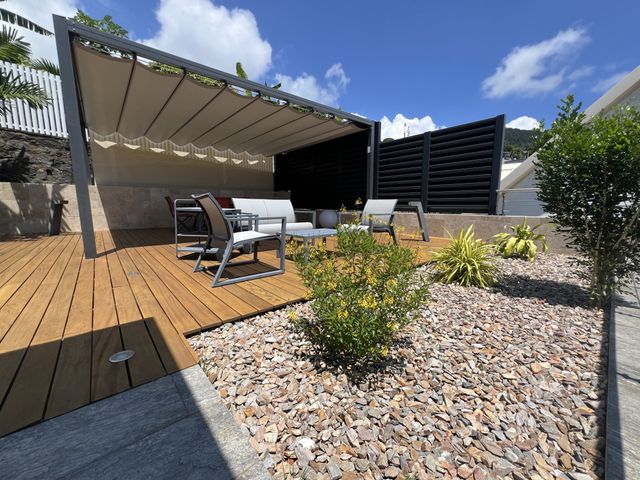 Maison &agrave; vendre - 7 pi&egrave;ces - 351,20 m2 - St Denis - 974 - REUNION