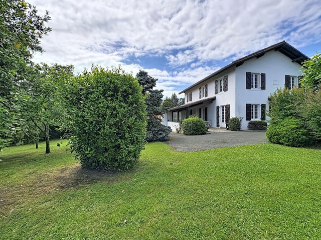 Maison &agrave; vendre - 8 pi&egrave;ces - 181,34 m2 - Arcangues - 64 - AQUITAINE