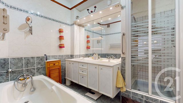 Afficher la photo en grand Appartement T4 à vendre - 4 pièces - 115,21 m2 - Anglet - 64 - AQUITAINE