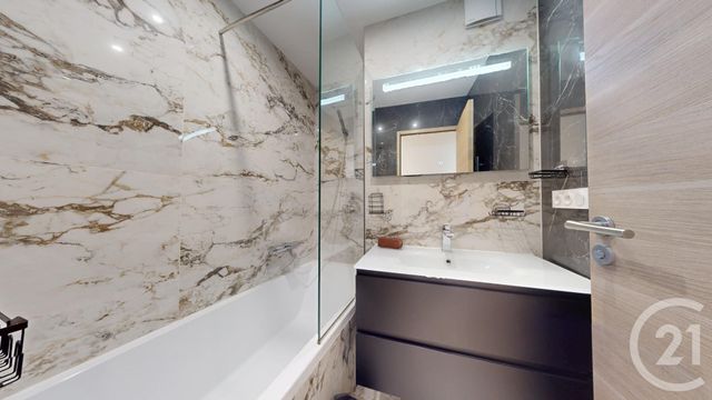 Afficher la photo en grand Appartement T3 à vendre - 3 pièces - 55 m2 - Biarritz - 64 - AQUITAINE