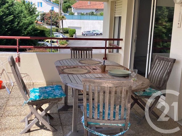 Afficher la photo en grand Appartement F3 à louer - 3 pièces - 85,94 m2 - Biarritz - 64 - AQUITAINE