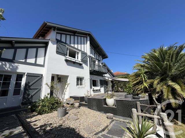 Afficher la photo en grand Maison à vendre - 6 pièces - 170 m2 - Bayonne - 64 - AQUITAINE