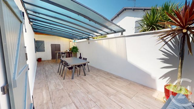 Afficher la photo en grand Maison à vendre - 6 pièces - 170 m2 - Bayonne - 64 - AQUITAINE