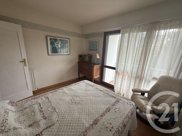 Afficher la photo en grand Appartement F4 à vendre - 4 pièces - 81,44 m2 - Biarritz - 64 - AQUITAINE