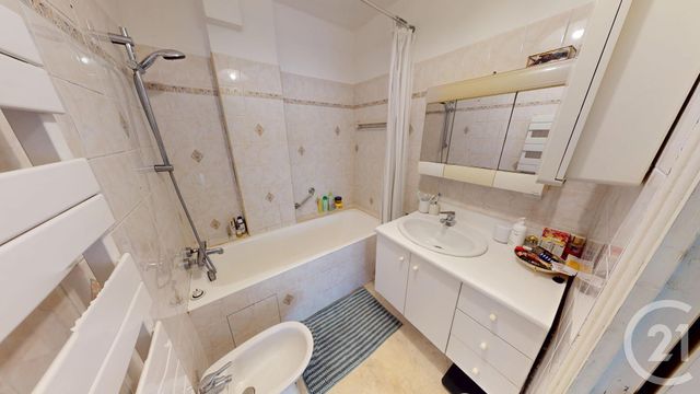 Afficher la photo en grand Appartement T3 à vendre - 3 pièces - 54,31 m2 - Biarritz - 64 - AQUITAINE