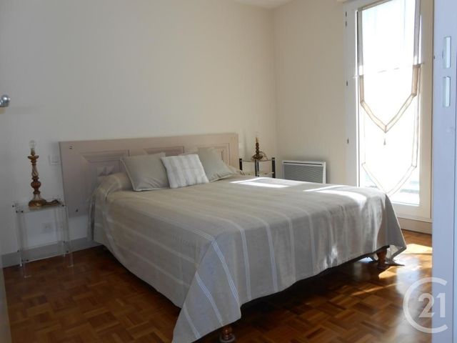 Afficher la photo en grand Appartement F3 à louer - 3 pièces - 54,54 m2 - Biarritz - 64 - AQUITAINE