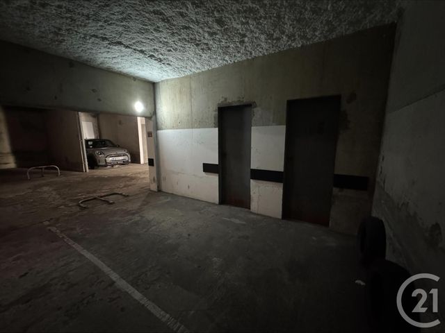 Parking à vendre - 11 m2 - Biarritz - 64 - AQUITAINE