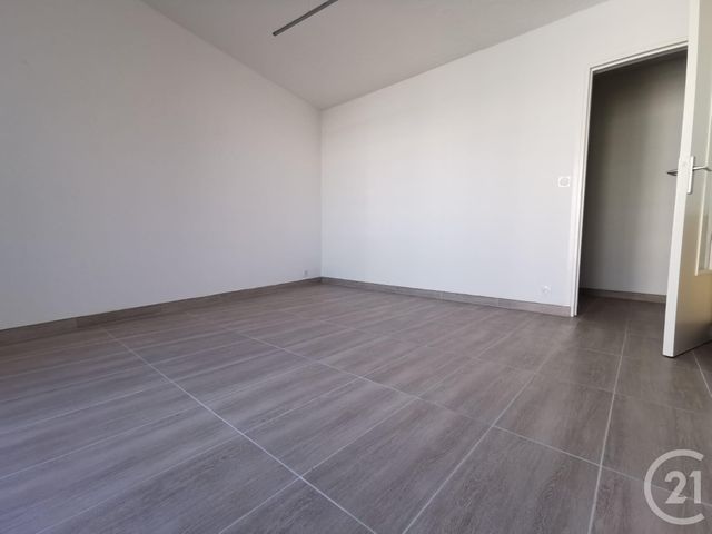 Appartement T1 à louer - 1 pièce - 28 m2 - Biarritz - 64 - AQUITAINE