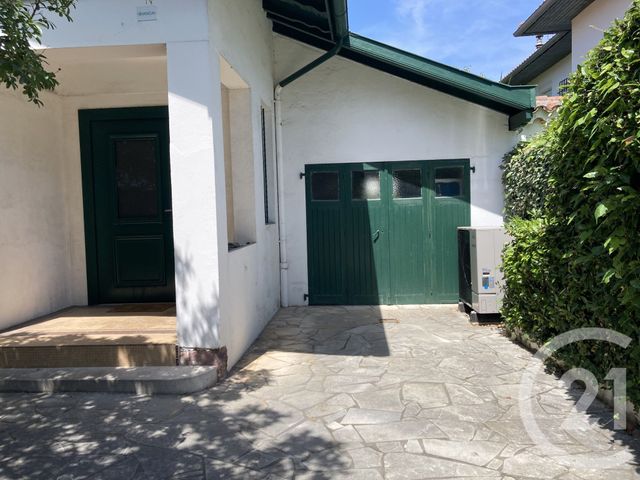 Maison &agrave; louer - 4 pi&egrave;ces - 116,02 m2 - Biarritz - 64 - AQUITAINE