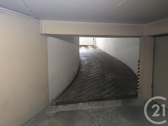 Parking &agrave; vendre - 13,11 m2 - Biarritz - 64 - AQUITAINE