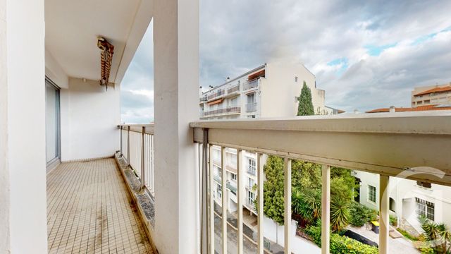 Appartement F2 &agrave; vendre - 2 pi&egrave;ces - 54,81 m2 - Biarritz - 64 - AQUITAINE