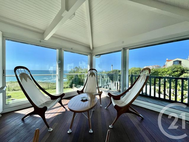 Afficher la photo en grand Appartement F3 à vendre - 4 pièces - 145,03 m2 - Biarritz - 64 - AQUITAINE