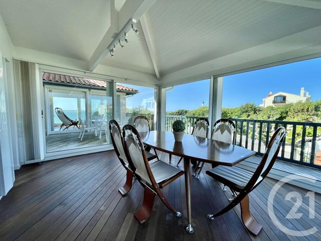 Afficher la photo en grand Appartement F3 à vendre - 4 pièces - 145,03 m2 - Biarritz - 64 - AQUITAINE
