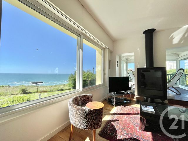 Afficher la photo en grand Appartement F3 à vendre - 4 pièces - 145,03 m2 - Biarritz - 64 - AQUITAINE