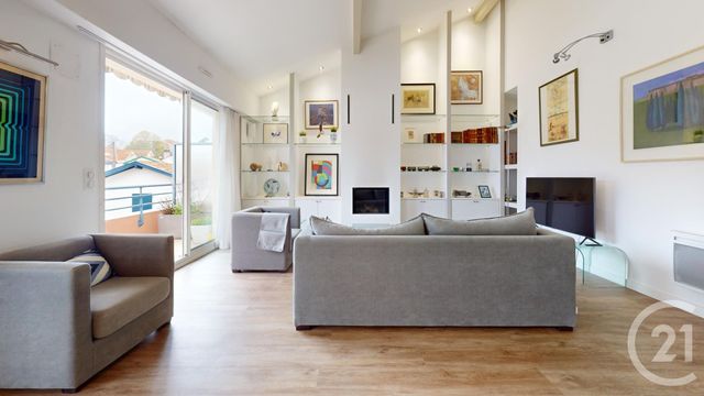 Afficher la photo en grand Appartement F4 à vendre - 4 pièces - 93,37 m2 - Biarritz - 64 - AQUITAINE