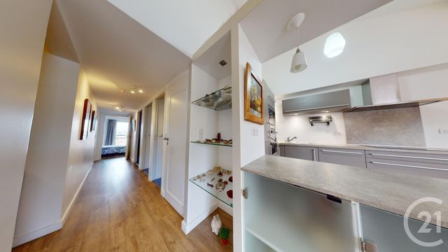 Afficher la photo en grand Appartement F4 à vendre - 4 pièces - 93,37 m2 - Biarritz - 64 - AQUITAINE