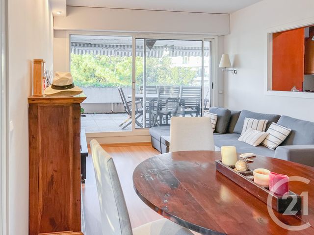 Afficher la photo en grand Appartement Duplex à vendre - 2 pièces - 56 m2 - Biarritz - 64 - AQUITAINE