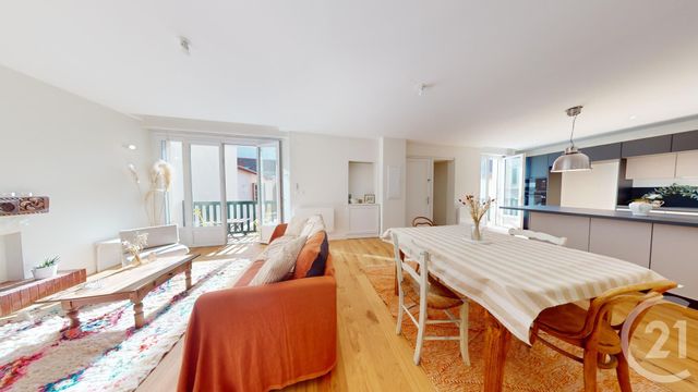 Afficher la photo en grand Appartement T4 à vendre - 4 pièces - 95 m2 - Biarritz - 64 - AQUITAINE