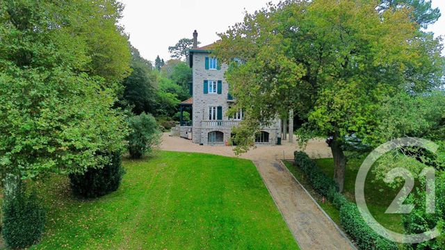 Afficher la photo en grand Appartement F1 à vendre - 1 pièce - 32 m2 - Biarritz - 64 - AQUITAINE