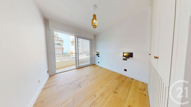Afficher la photo en grand Appartement T3 à vendre - 3 pièces - 71,89 m2 - Biarritz - 64 - AQUITAINE