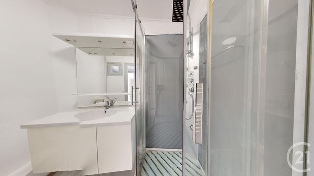 Afficher la photo en grand Appartement T3 à vendre - 3 pièces - 41,29 m2 - Biarritz - 64 - AQUITAINE