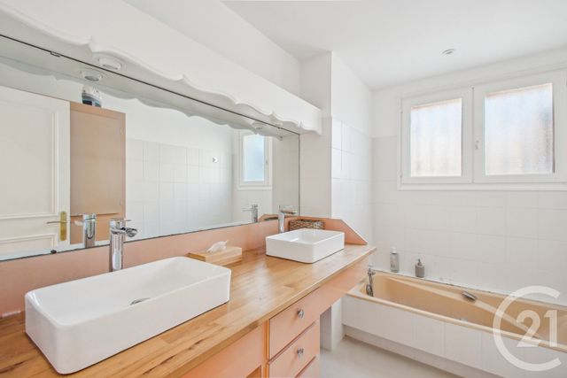 Afficher la photo en grand Appartement T4 à vendre - 4 pièces - 123 m2 - Biarritz - 64 - AQUITAINE