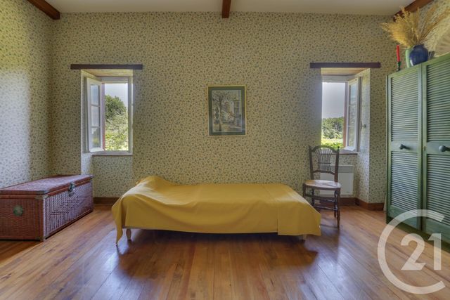 Afficher la photo en grand Maison à vendre - 11 pièces - 328,90 m2 - St Martin De Hinx - 40 - AQUITAINE