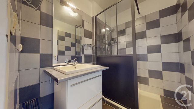 Afficher la photo en grand Appartement F3 à vendre - 3 pièces - 80 m2 - Anglet - 64 - AQUITAINE