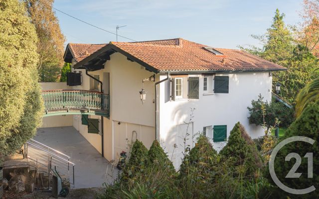 Afficher la photo en grand Maison à vendre - 7 pièces - 184,15 m2 - Bayonne - 64 - AQUITAINE