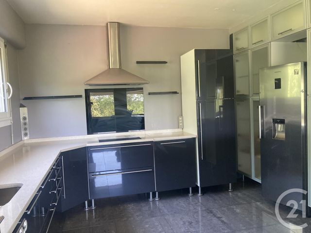 Afficher la photo en grand Maison à vendre - 9 pièces - 357,43 m2 - Briscous - 64 - AQUITAINE