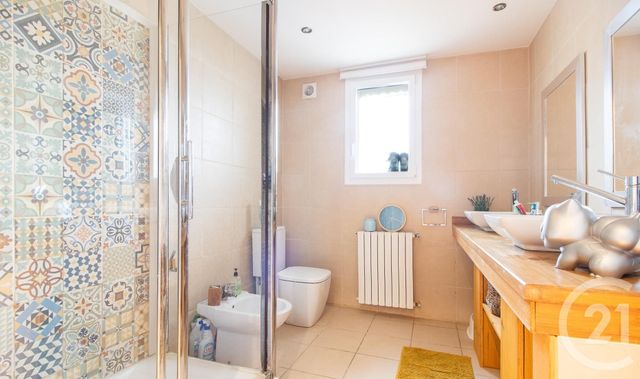 Afficher la photo en grand Maison à vendre - 9 pièces - 357,43 m2 - Briscous - 64 - AQUITAINE