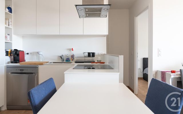 Afficher la photo en grand Appartement F2 à vendre - 2 pièces - 42 m2 - 64 - AQUITAINE