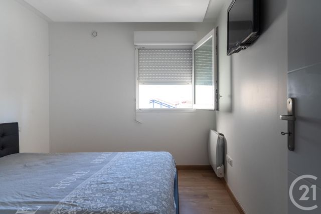 Afficher la photo en grand Appartement F2 à vendre - 2 pièces - 42 m2 - 64 - AQUITAINE
