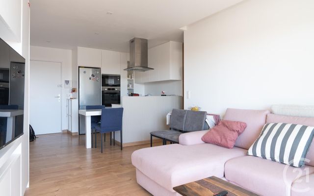 Afficher la photo en grand Appartement F2 à vendre - 2 pièces - 42 m2 - 64 - AQUITAINE